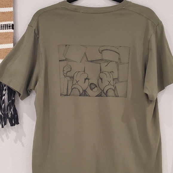 Uniqlo X KAWS XX Pocket Tee - Picture 3 of 4